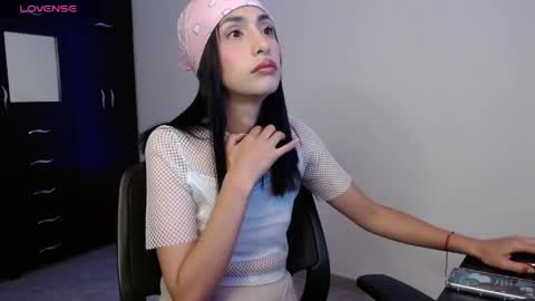 Nicole online show from March 2026 11:50:01 PM