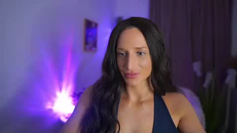 Snapshot of nicolette__shea_ chatting on July 2026 06:10:02 PM nicolette__shea_ online show from July 2026 06:10:02 PM