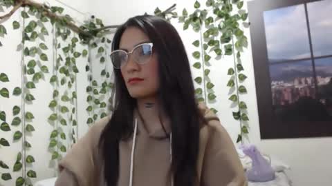 NICOLL online show from April 2026 12:22:02 PM