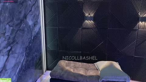 Nicoll  Independent model online show from January 2025 07:04:01 AM