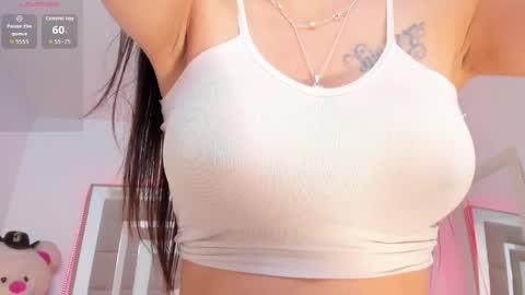 Nicolle online show from April 2026 03:20:01 PM