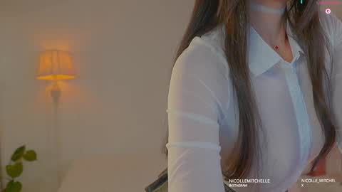 Snapshot of nicolle_mitchelle chatting on September 2025 10:48:02 AM NEW instagram nicollemitchelle online show from September 2025 10:48:02 AM