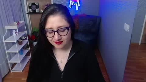 Snapshot of nicolle_silva chatting on August 2026 11:35:01 AM Nicolle online show from August 2026 11:35:01 AM
