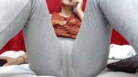 NICOLLE online show from February 2026 09:55:01 PM