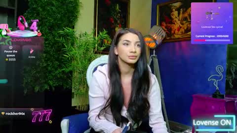 Nicolle online show from February 2026 09:05:01 AM