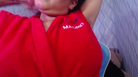 Nicolle Miley online show from January 2025 10:39:01 AM