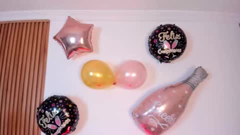 Nicol online show from October 2025 12:47:01 PM