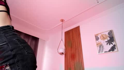 Nicol online show from October 2025 11:46:02 AM