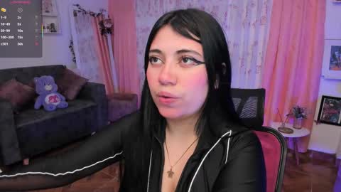 Snapshot of nidrii_07 chatting on November 2025 06:12:01 AM 900 300 online show from November 2025 06:12:01 AM