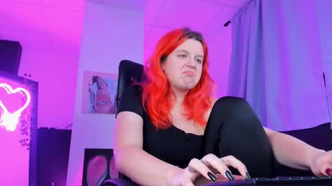 Nellie online show from February 2025 08:31:02 PM