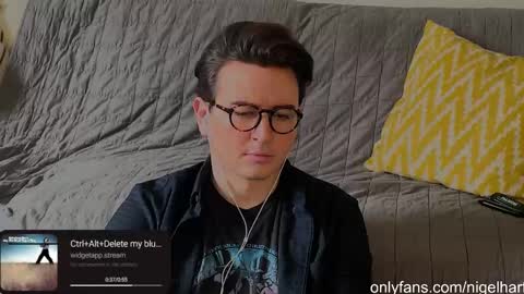 Snapshot of nigelhart chatting on January 2025 06:31:01 PM Nigel Hart online show from January 2025 06:31:01 PM