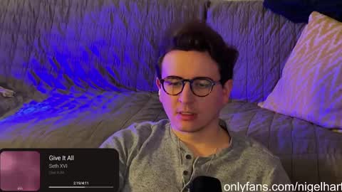 Snapshot of nigelhart chatting on January 2025 01:29:01 AM Nigel Hart online show from January 2025 01:29:01 AM