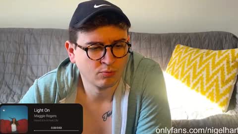 Snapshot of nigelhart chatting on January 2025 04:02:02 PM Nigel Hart online show from January 2025 04:02:02 PM