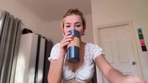 Aurora online show from February 2026 09:15:01 AM