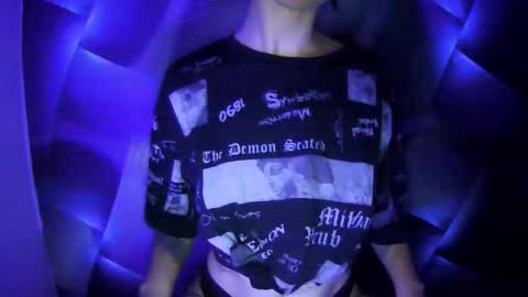 nighted_sofia online show from November 2025 07:02:02 PM