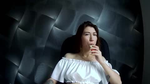 nighted_sofia online show from November 2025 09:30:01 AM