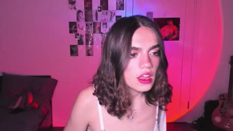 Daisy online show from October 2025 08:48:02 AM