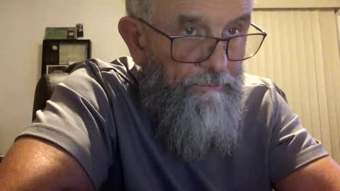 nightmoves1970 online show from September 2025 03:44:01 AM