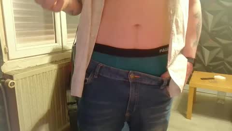 niglo620 online show from April 2026 01:36:02 PM