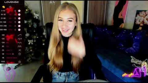 nigo_nika online show from December 2024 12:49:01 PM