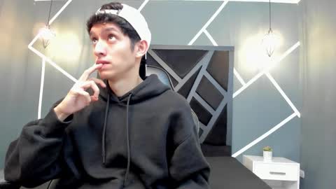 Nick online show from November 2025 11:05:01 PM