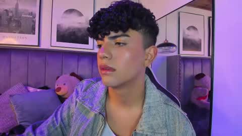 niick_twink online show from October 2025 09:26:02 PM