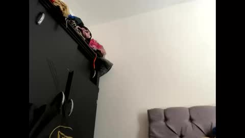 Snapshot of niickyjones chatting on January 2026 08:01:01 PM Anni online show from January 2026 08:01:01 PM