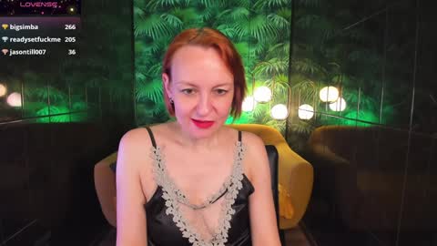 Snapshot of nika_gentle chatting on January 2025 11:43:01 AM Nika online show from January 2025 11:43:01 AM