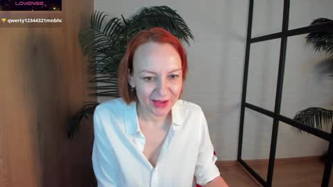 Snapshot of nika_gentle chatting on January 2025 08:44:02 AM Nika online show from January 2025 08:44:02 AM