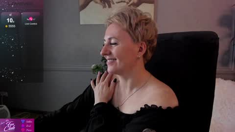 Nika online show from December 2024 12:49:02 PM