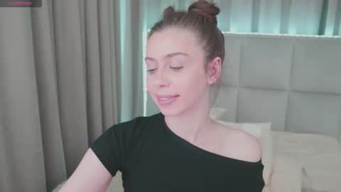 Nika online show from May 2026 11:34:04 PM