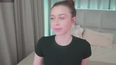 Nika online show from May 2026 12:30:02 AM