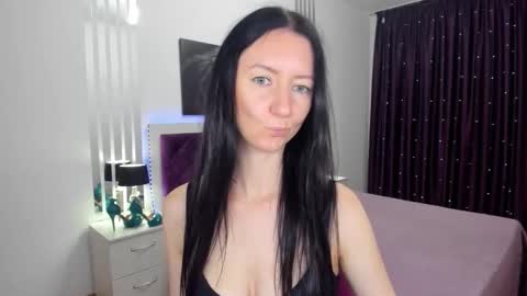 NikaLewis online show from October 2025 04:56:01 AM