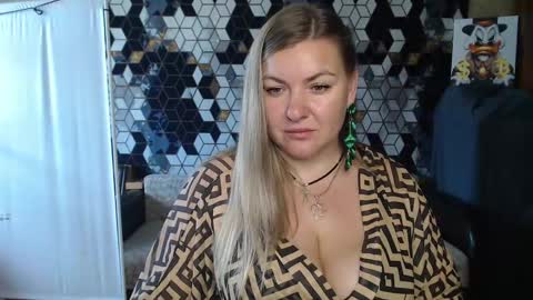 Snapshot of nikaskylink chatting on May 2026 05:16:02 AM Nika online show from May 2026 05:16:02 AM