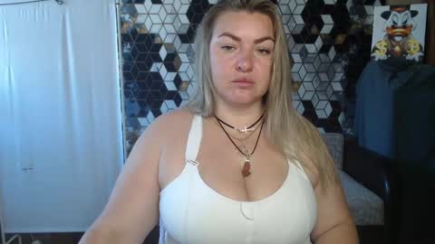 Snapshot of nikaskylink chatting on June 2026 05:13:02 AM Nika online show from June 2026 05:13:02 AM