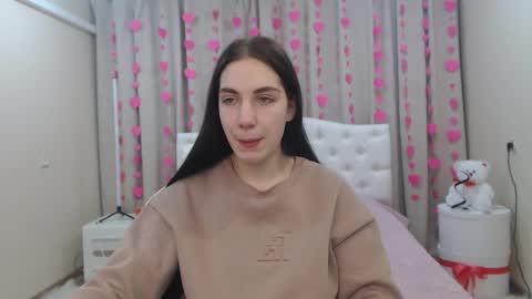 nikastarkk online show from February 2026 07:39:02 PM