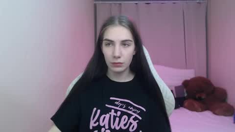 nikastarkk online show from April 2026 06:49:01 PM
