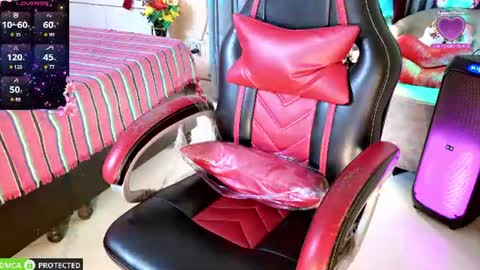 nikatheempress online show from June 2026 06:58:02 AM