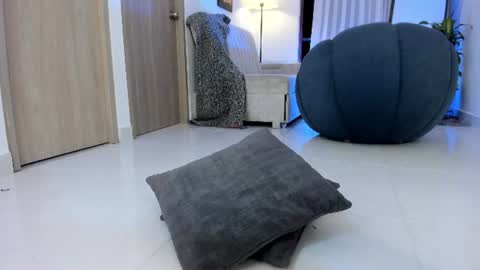 NIKA online show from June 2026 12:43:02 AM