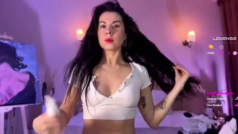 Nika online show from November 2025 07:36:02 AM