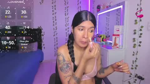 Snapshot of nikibryce_ chatting on June 2026 12:56:02 AM Niki online show from June 2026 12:56:02 AM