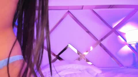 nikii_white online show from February 2025 07:49:01 AM