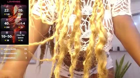 nikitakisskm online show from February 2025 06:15:02 PM