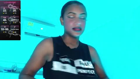 nikitakisskm online show from October 2025 01:43:02 PM