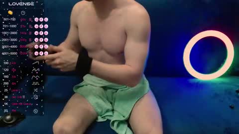 Snapshot of nikitin21 chatting on October 2025 11:18:02 AM Sasha online show from October 2025 11:18:02 AM