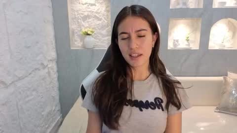 Online 2200 to 600 online show from October 2025 04:31:01 AM