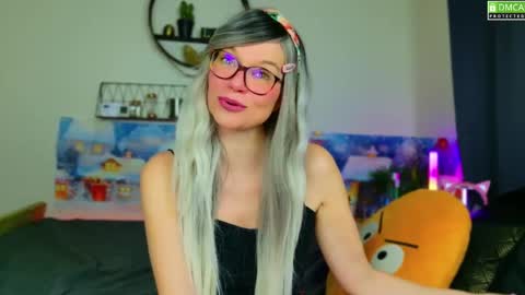 Kitty Chatte online show from December 2024 08:28:02 AM