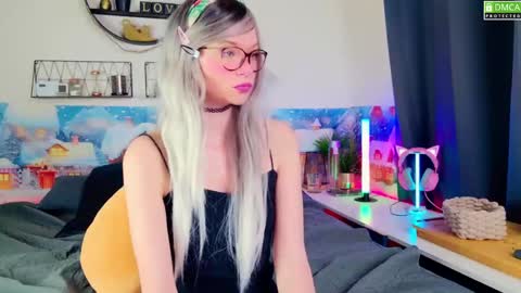 Kitty Chatte online show from December 2024 07:39:01 AM