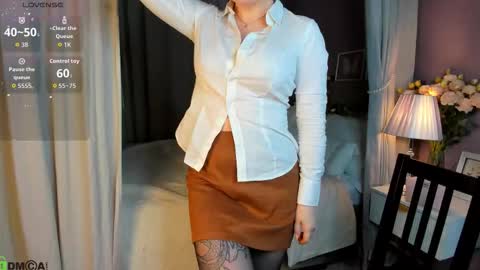 Nikki online show from September 2025 12:34:01 AM