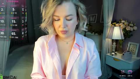 Nikki online show from October 2025 12:44:02 AM